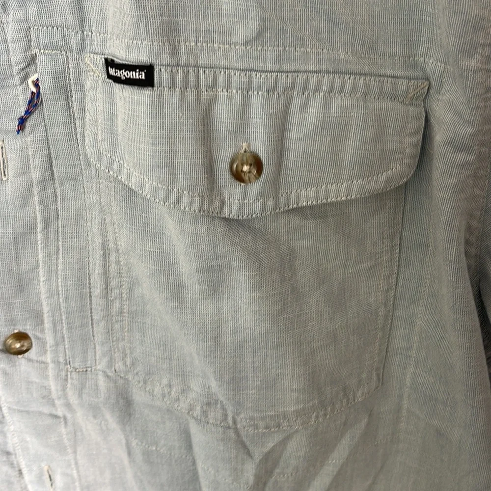 Patagonia button down - Picture 3 of 4